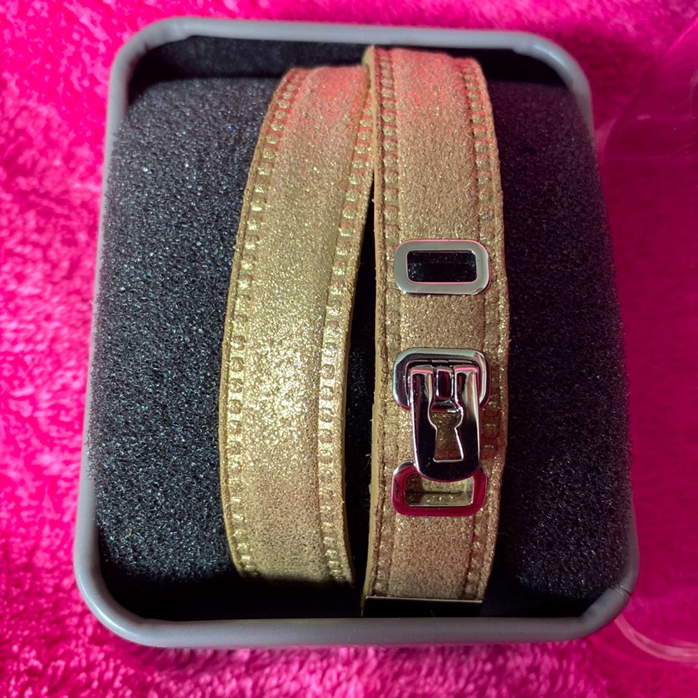 NWT Fossil leather bracelet